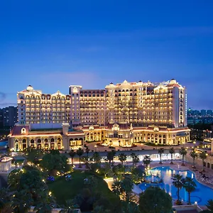 Hotell Radisson Blu Forest Manor Hongqiao - Near Necc